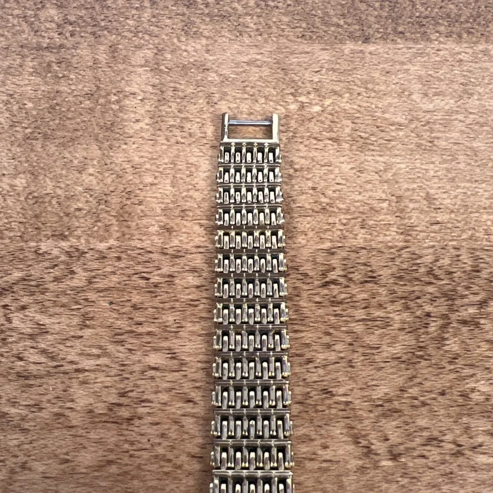 SLIM SEIKO VINTAGE QUARTZ WATCH WITH CHAIN BRACELET 2E20-5079 - READ DESCRIPTION